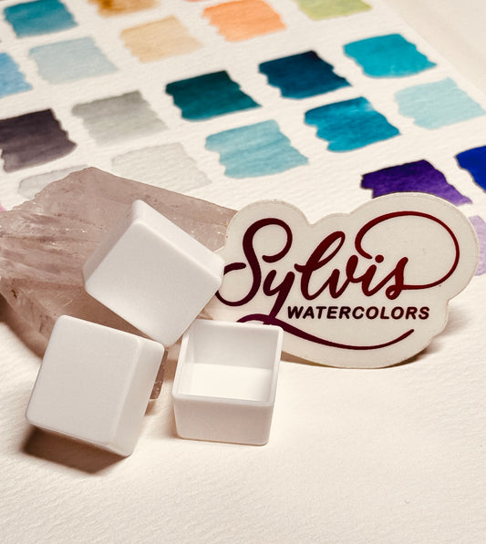 Halbe Näpfchen Kunststoff