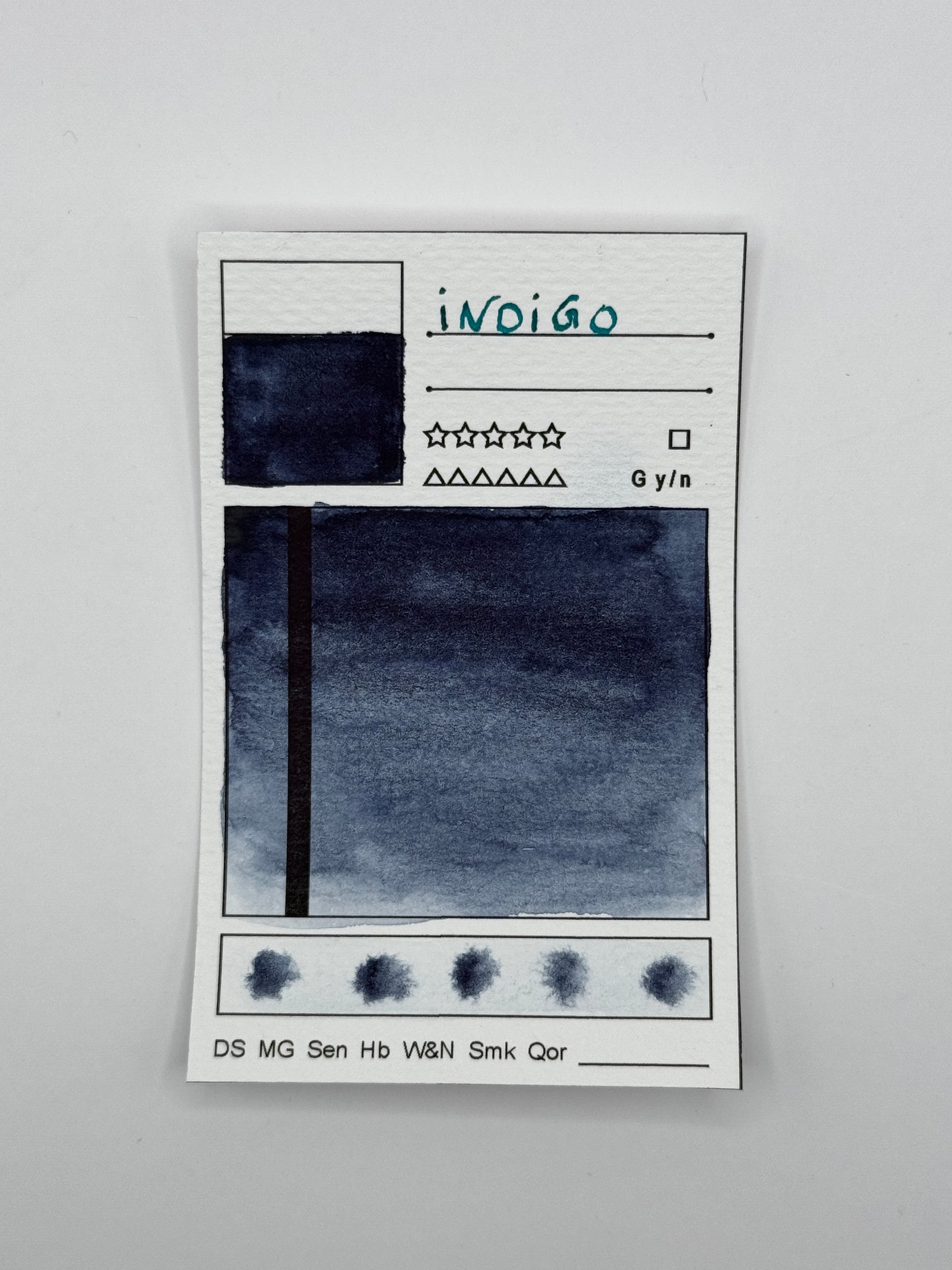 kleine Farbkarte Indigo – handgemachte Aquarellfarbe auf Aquarellpapier, höchste Lichtechtheit