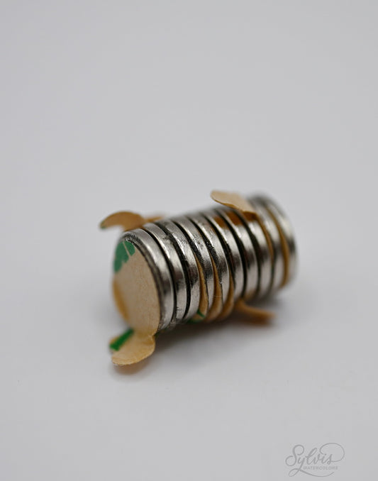 Makrofoto 10 Klebemagnete 