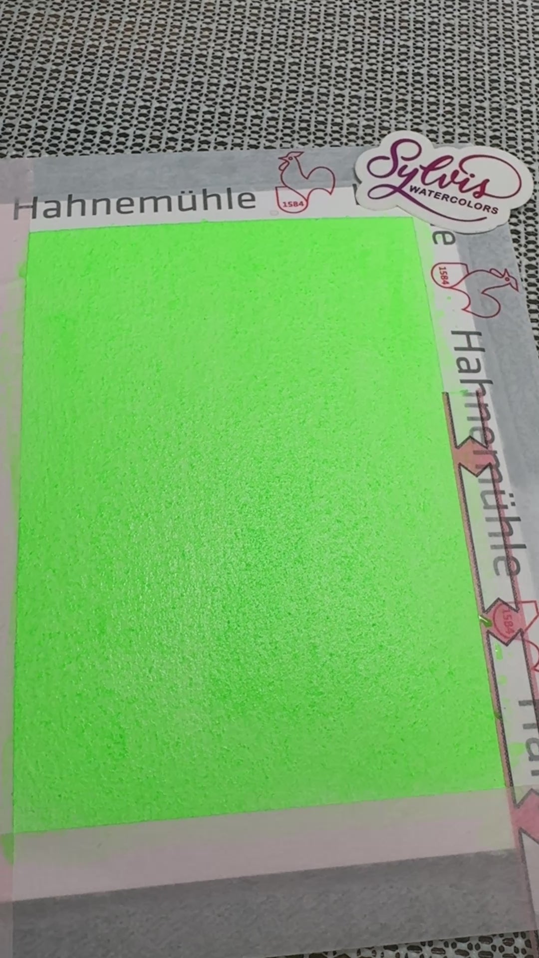 Video zeigt Neon und UV Leuchteffekt